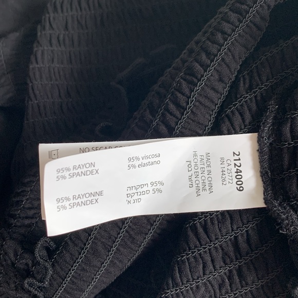 Venice Love Smocked Squareneck Top - Picture 5 of 9